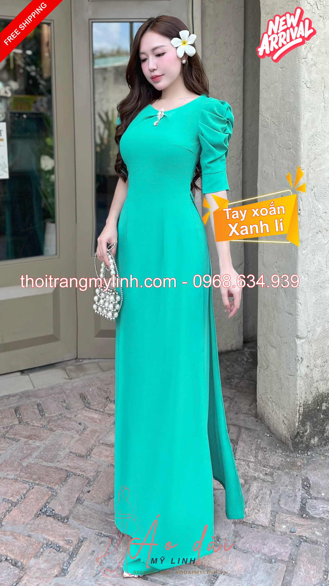 Bộ áo dài cổ tròn đính đã tay xoắn xanh lí